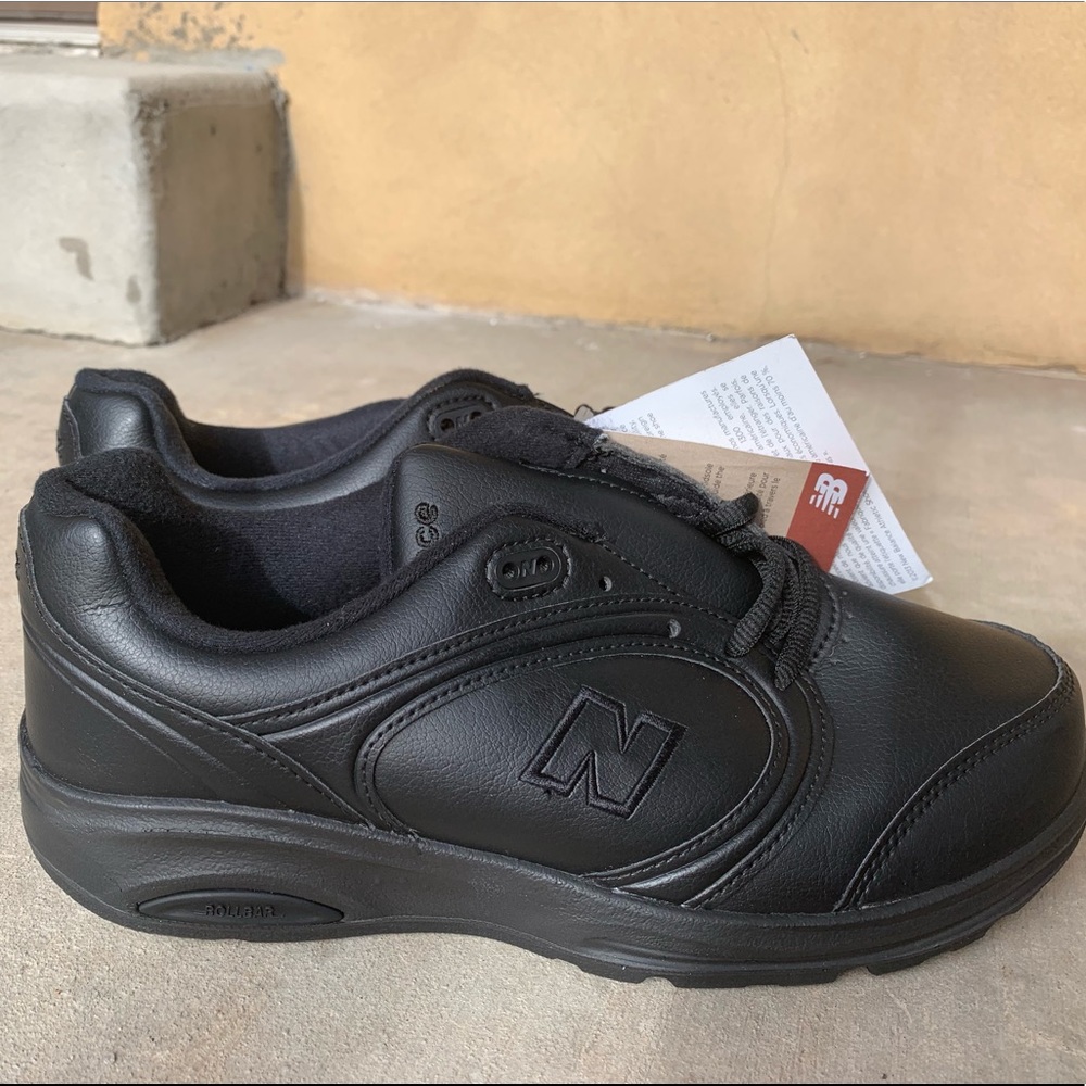 New Balance 812 walking shoes black men’s 8